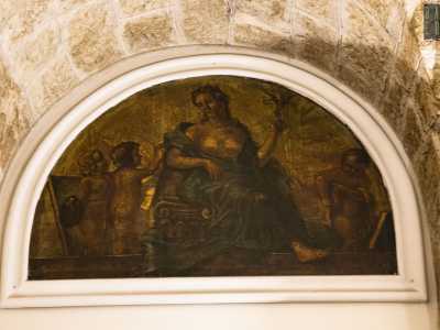 Tra le sue prime opere baresi ci furono le lunette allegoriche nell�Hotel Adria di via Zuppetta...